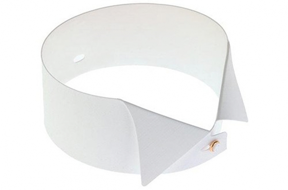 Plastic collar top