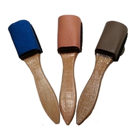 SHOE BRUSHES